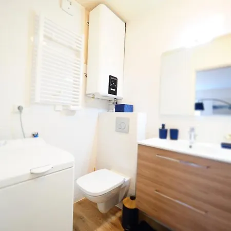 Rochambeau - Moderne - Face Aux Thermes - Parking - Vichy